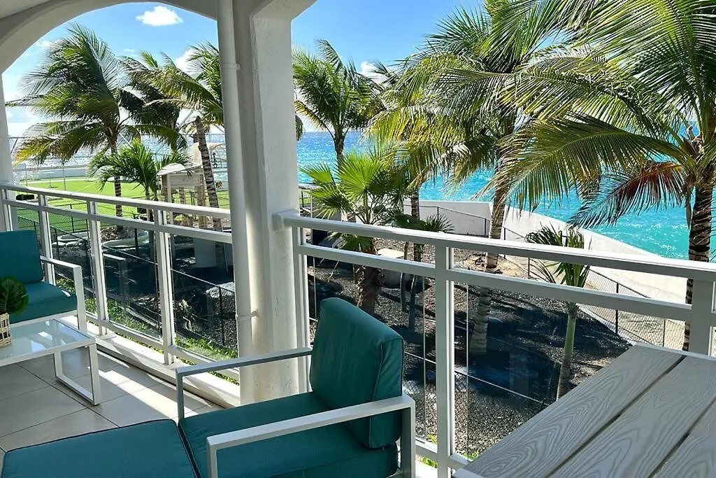 Maho Beach House - Spacious 2 Bedroom - Ocean View 0*,  سان مارتن